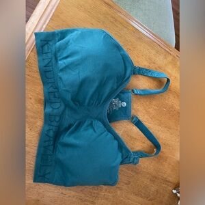 Sublime® Hands-Free Pumping & Nursing Sports Bra- Medium Busty in Teal